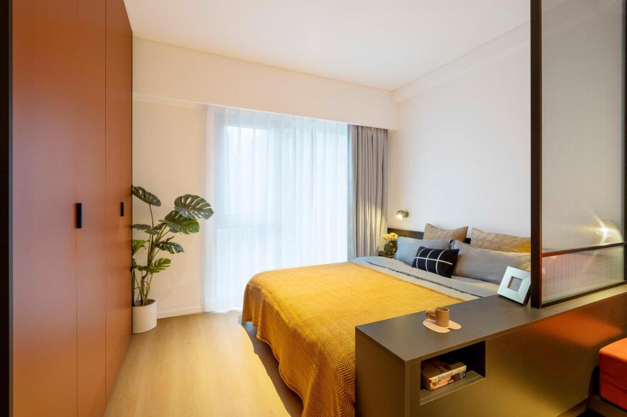 Base-Beijing Wangfujing Serviced Apartment- In Hutong &Bike Rental &Close To Forbidden City, Tian'Anmen Square &Subway Nearby &Free Coffee &Washing Machine,Kitchen &Restaurant Discount &English Speaking &High Speed Free Wifi 外观 照片 Bedroom