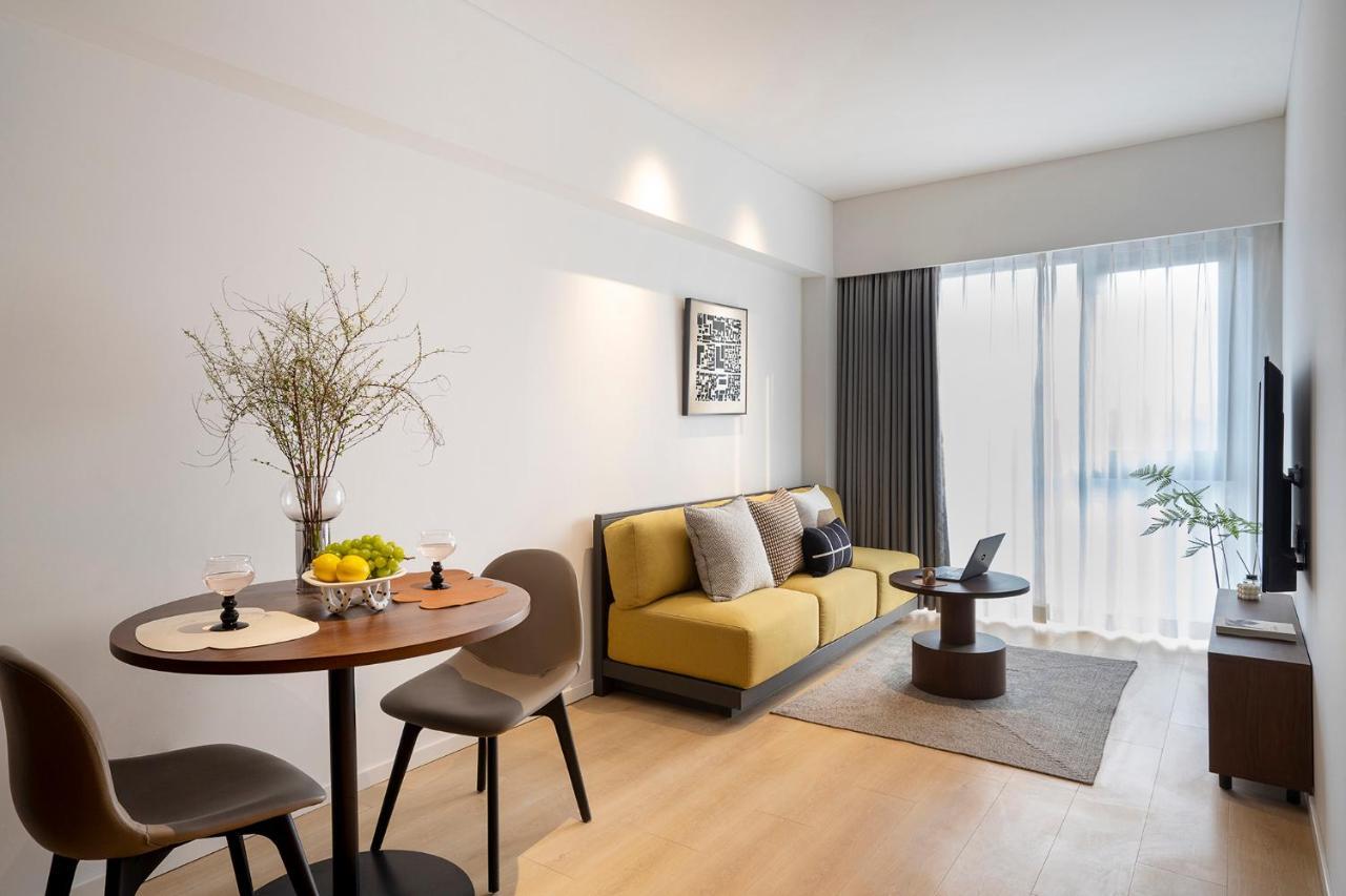 Base-Beijing Wangfujing Serviced Apartment- In Hutong &Bike Rental &Close To Forbidden City, Tian'Anmen Square &Subway Nearby &Free Coffee &Washing Machine,Kitchen &Restaurant Discount &English Speaking &High Speed Free Wifi 外观 照片