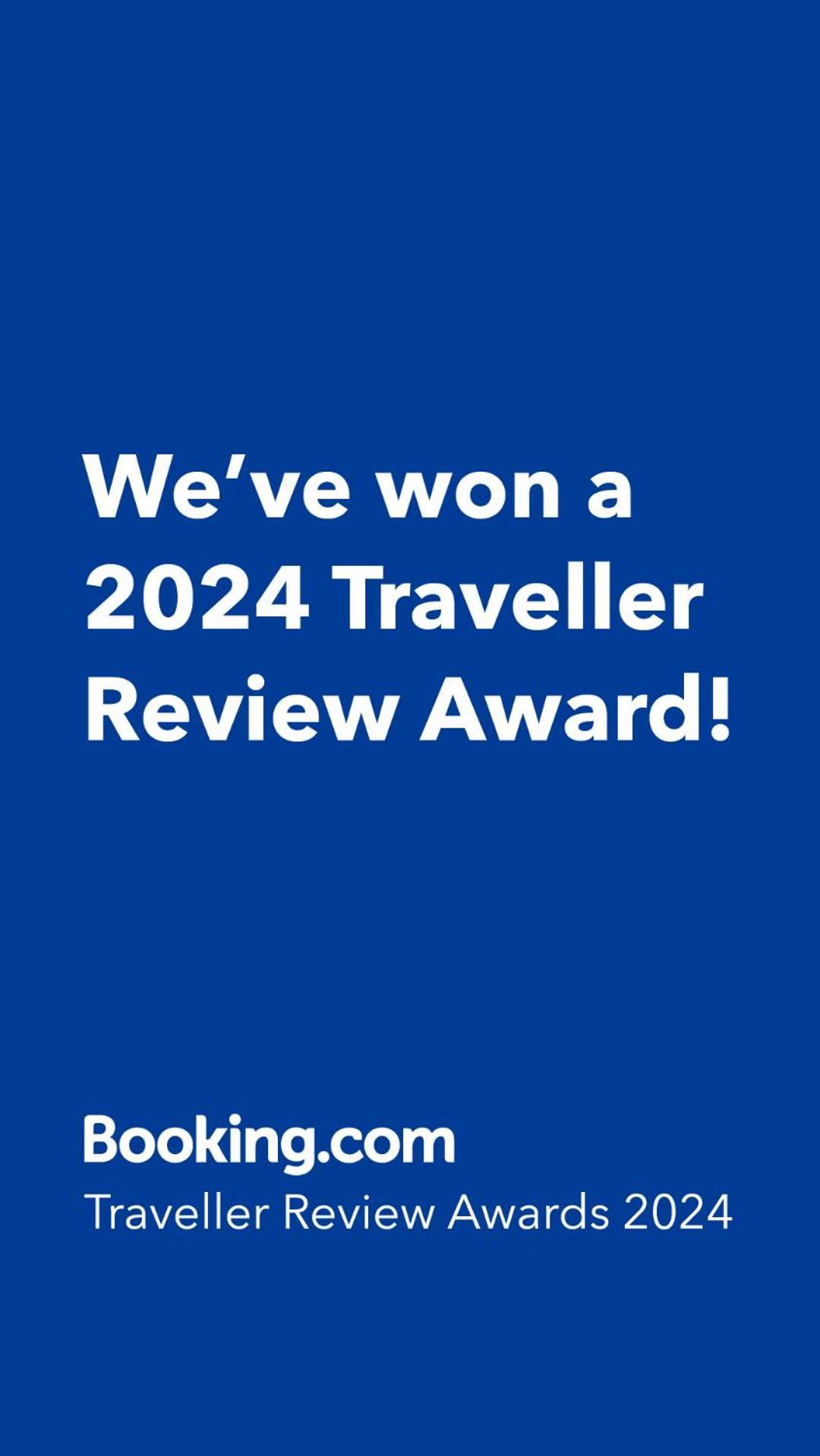 Base-Beijing Wangfujing Serviced Apartment- In Hutong &Bike Rental &Close To Forbidden City, Tian'Anmen Square &Subway Nearby &Free Coffee &Washing Machine,Kitchen &Restaurant Discount &English Speaking &High Speed Free Wifi 外观 照片 2024 Traveller Review Award